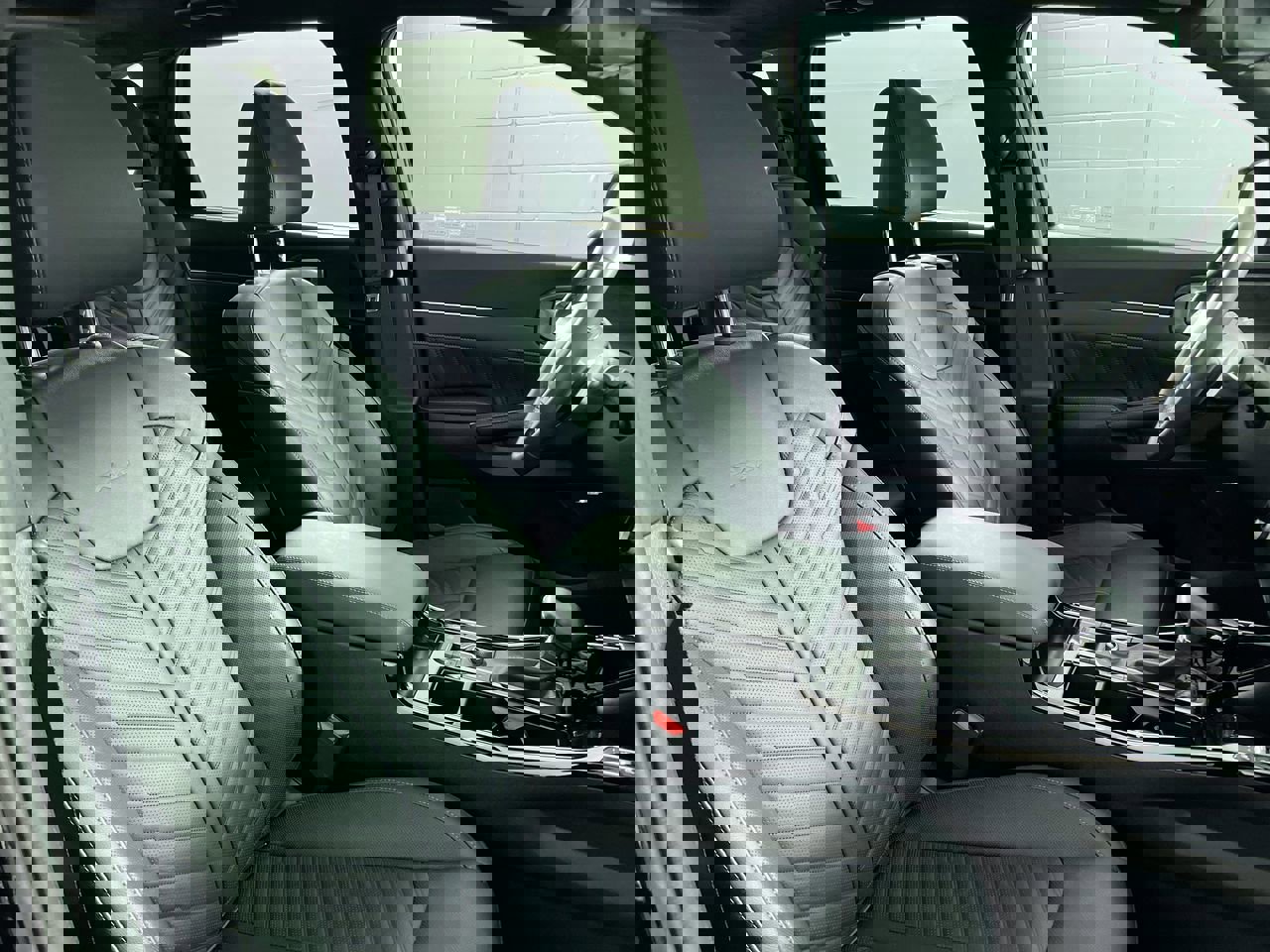 Certified 2025 Kia Sorento SX Prestige image 31