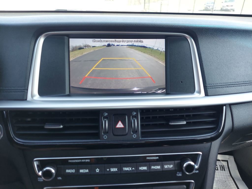 Used 2020 Kia Optima S image 22