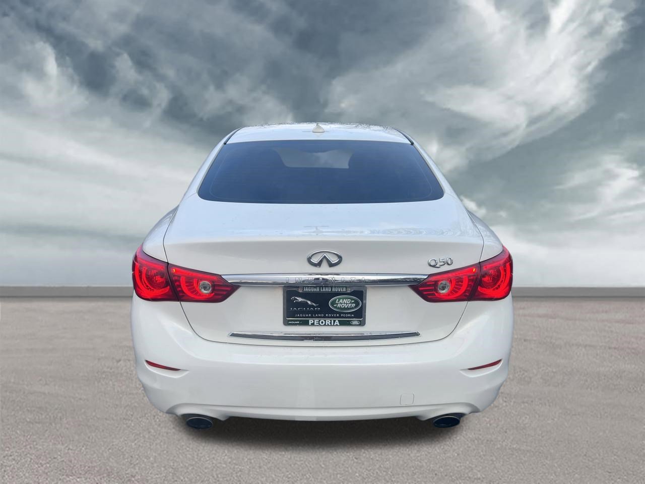 Used 2014 INFINITI Q50 Premium w/ All Weather Package image 4