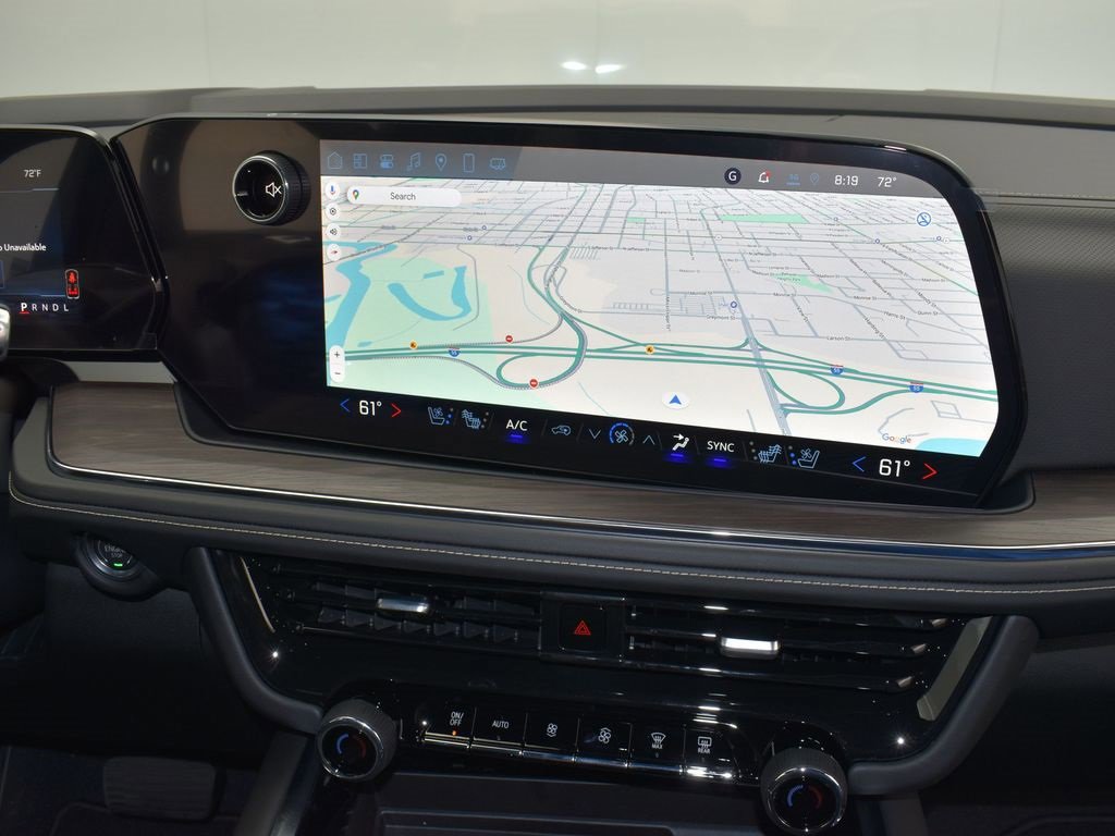 New 2025 Chevrolet Suburban Premier image 29