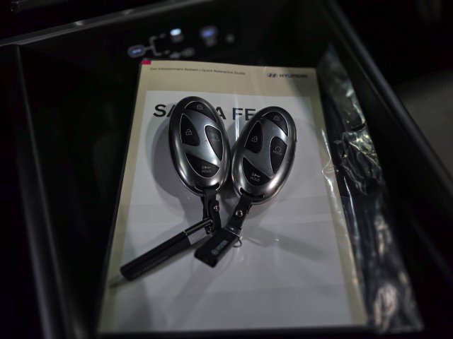 Used 2025 Hyundai Santa Fe SEL image 44