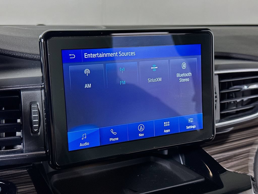 Used 2023 Ford Explorer Limited w/ Equipment Group 301A RWD image 30