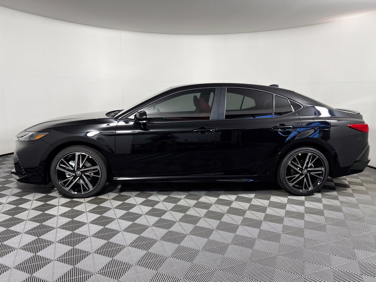 New 2026 Toyota Camry XSE FWD image 8