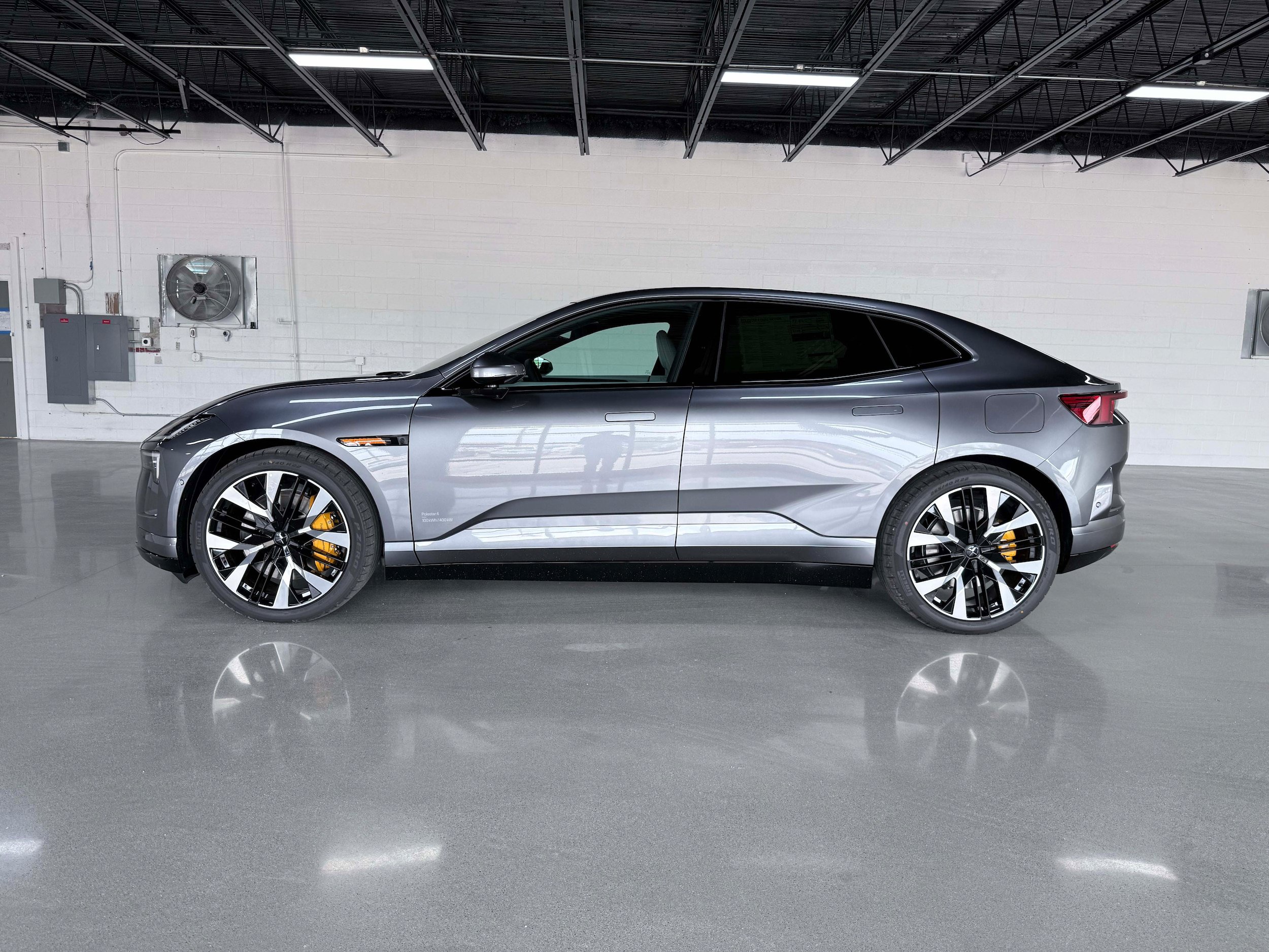 New 2026 Polestar Polestar 4 w/ Performance Pack AWD/4WD image 3