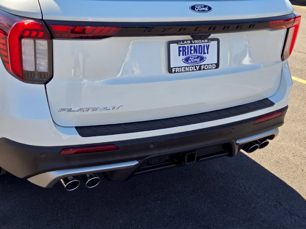 New 2027 Ford Explorer Platinum w/ 3.0L Ultimate Package AWD/4WD image 5