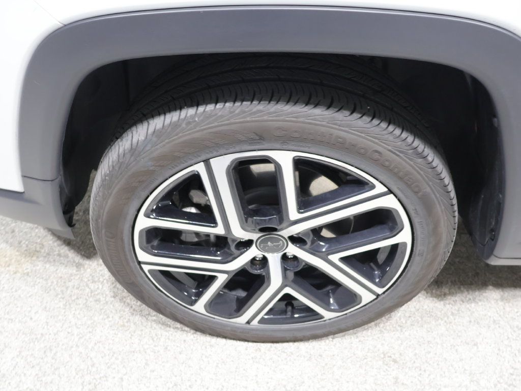 Certified 2025 Jeep Compass Limited AWD/4WD image 11