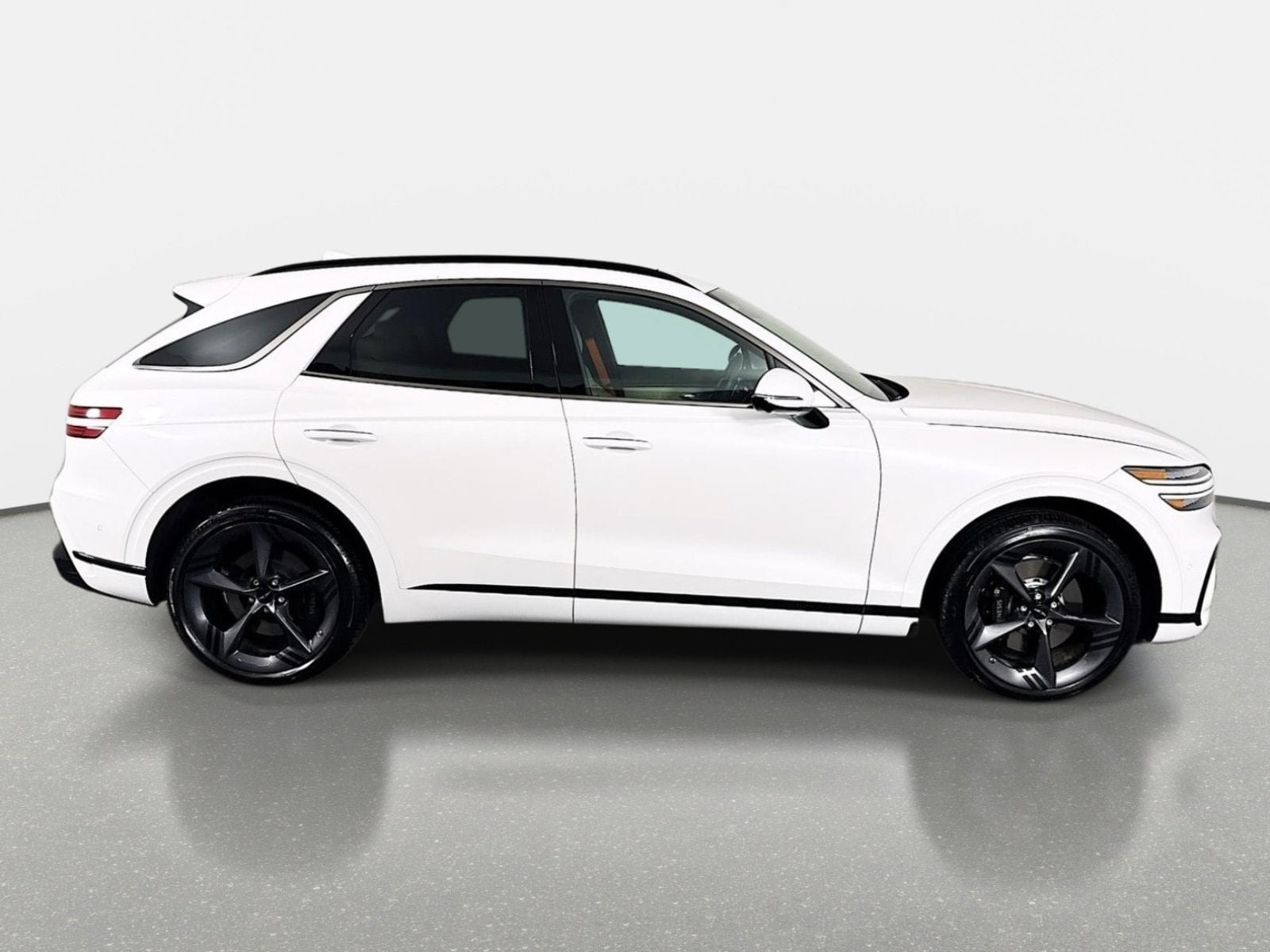 Certified 2026 Genesis GV70 3.5T Sport Prestige AWD/4WD image 4