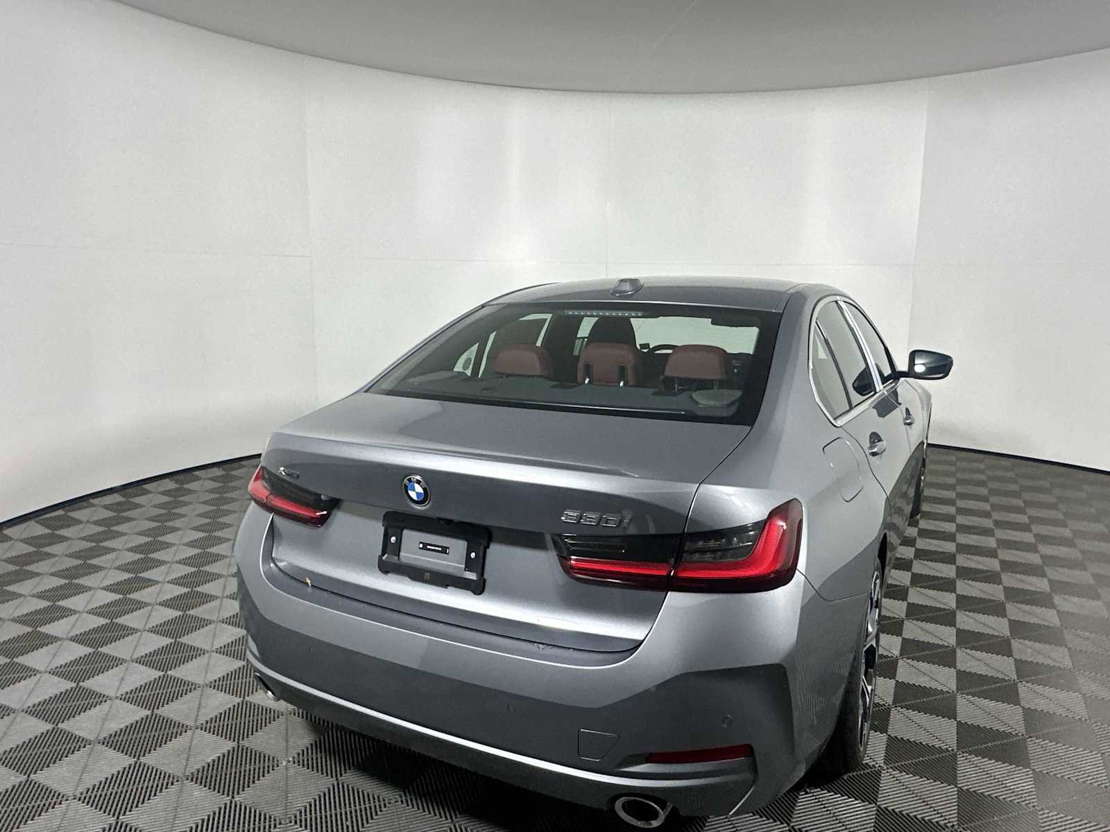 New 2026 BMW 330i xDrive Sedan w/ Convenience Package image 9