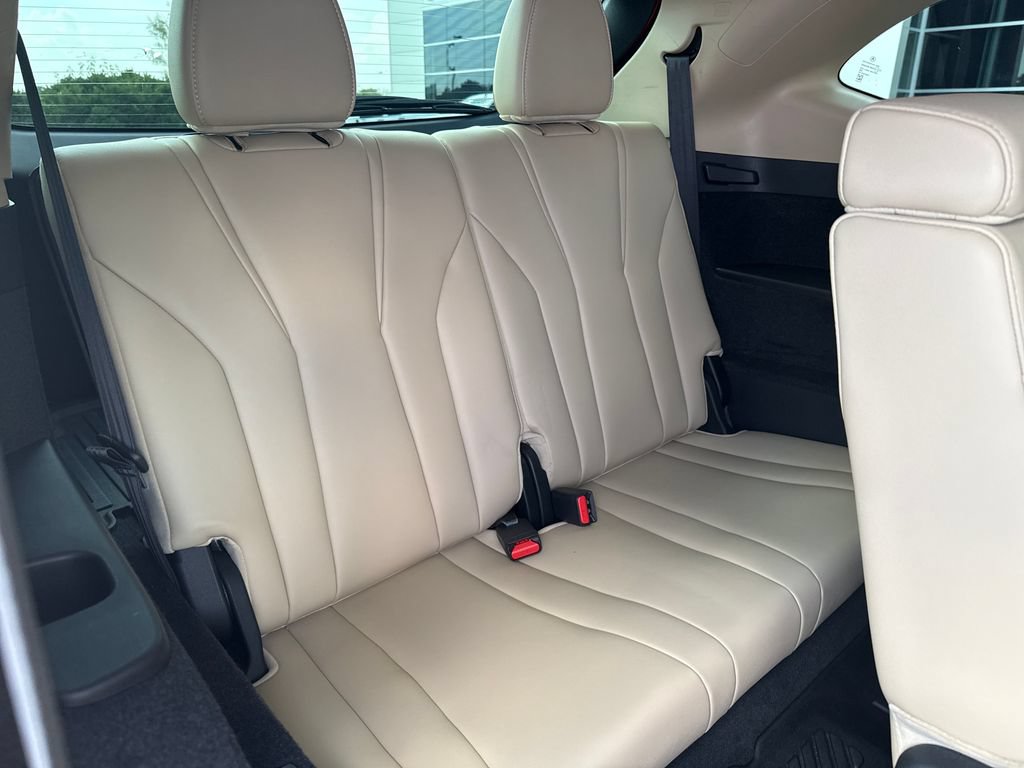 Used 2022 Acura MDX w/ Technology Package AWD/4WD image 39