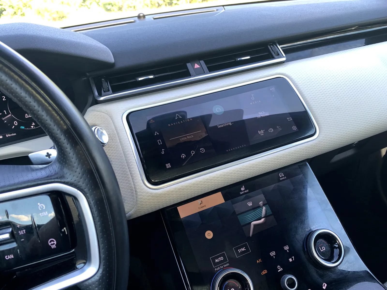Used 2021 Land Rover Range Rover Velar R-Dynamic S AWD/4WD image 18
