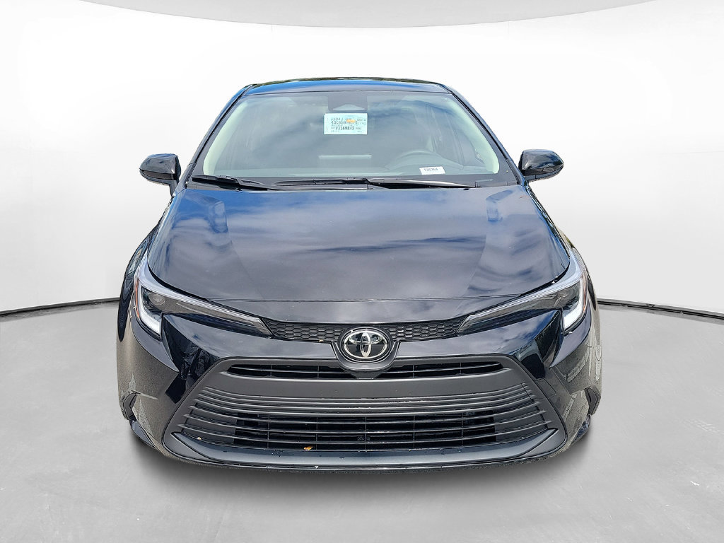 New 2027 Toyota Corolla LE FWD image 2