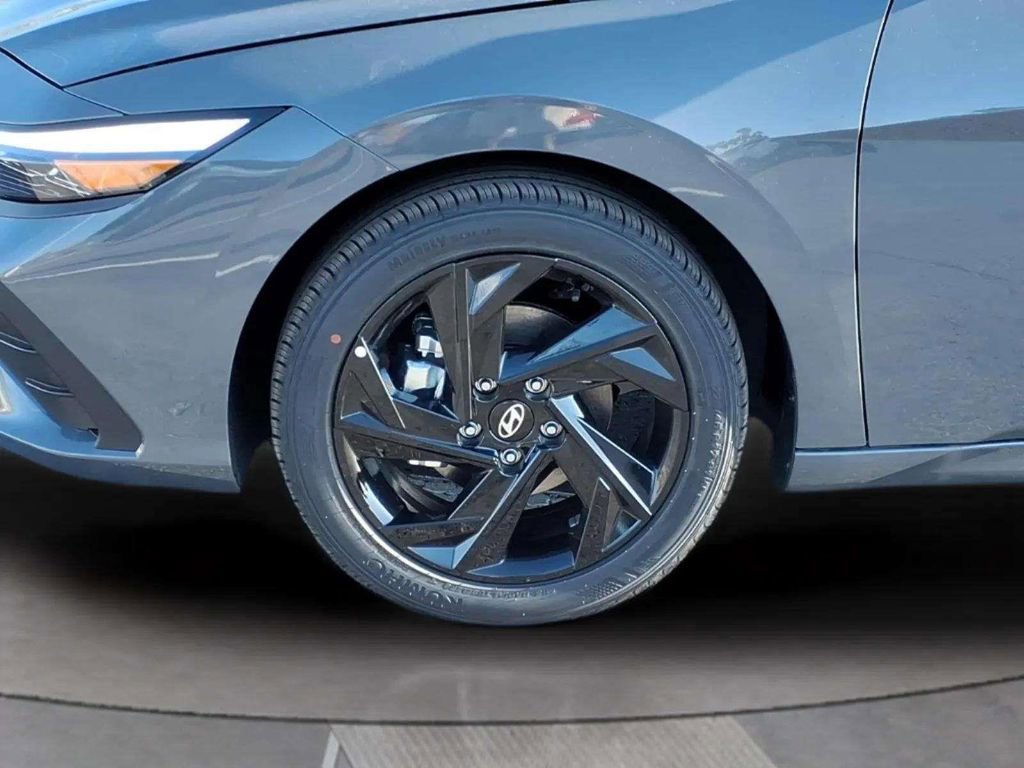 New 2026 Hyundai Elantra Sport FWD image 9