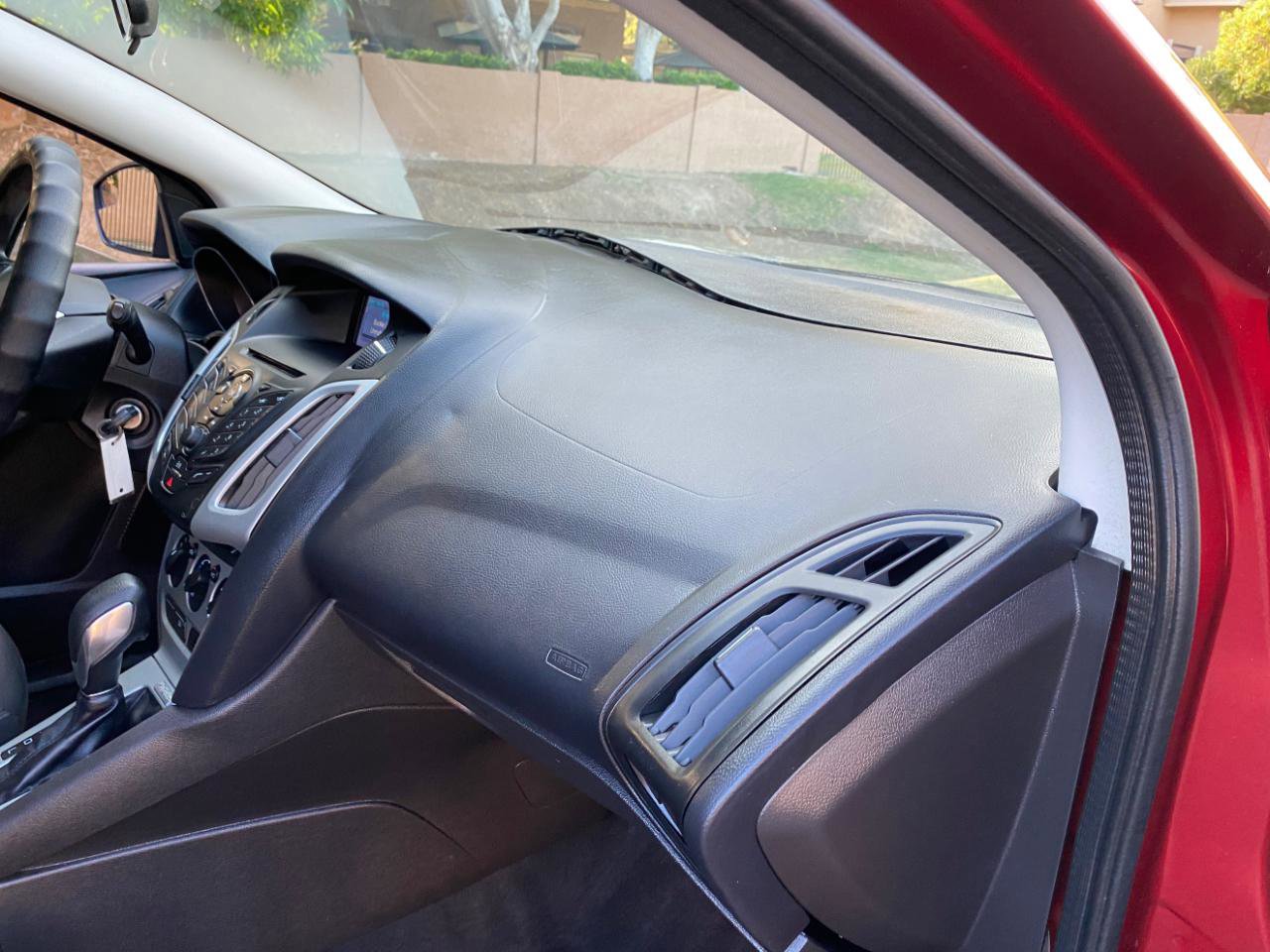 Used 2014 Ford Focus SE image 52