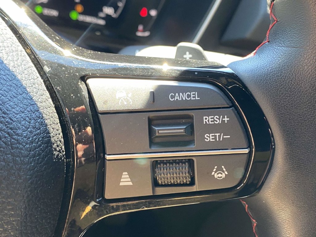 Used 2025 Honda Pilot Black Edition image 30