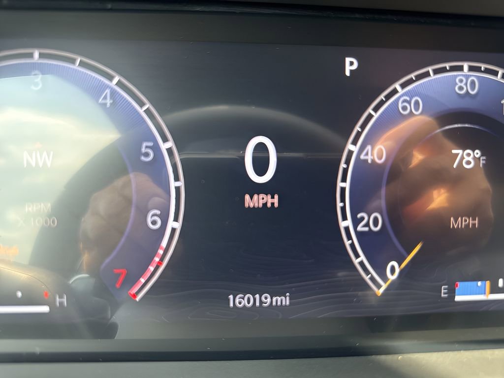 Used 2024 Jeep Grand Cherokee Altitude image 24