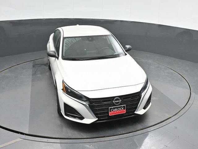 Used 2025 Nissan Altima 2.5 S FWD image 31