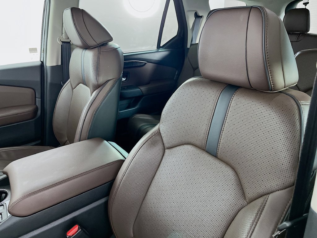Used 2023 Honda Pilot Elite image 28