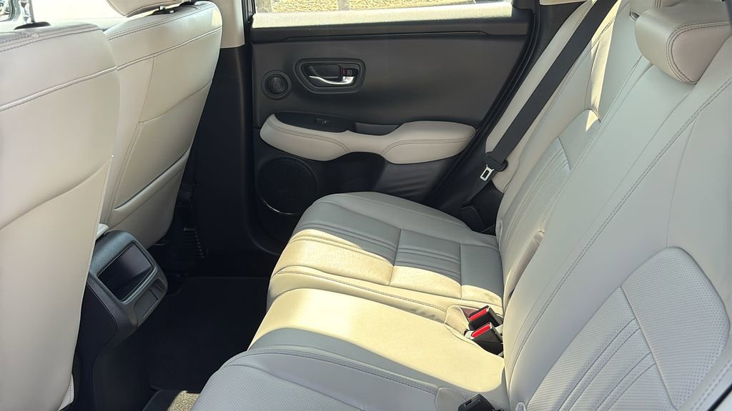 Used 2025 Honda HR-V EX-L image 30