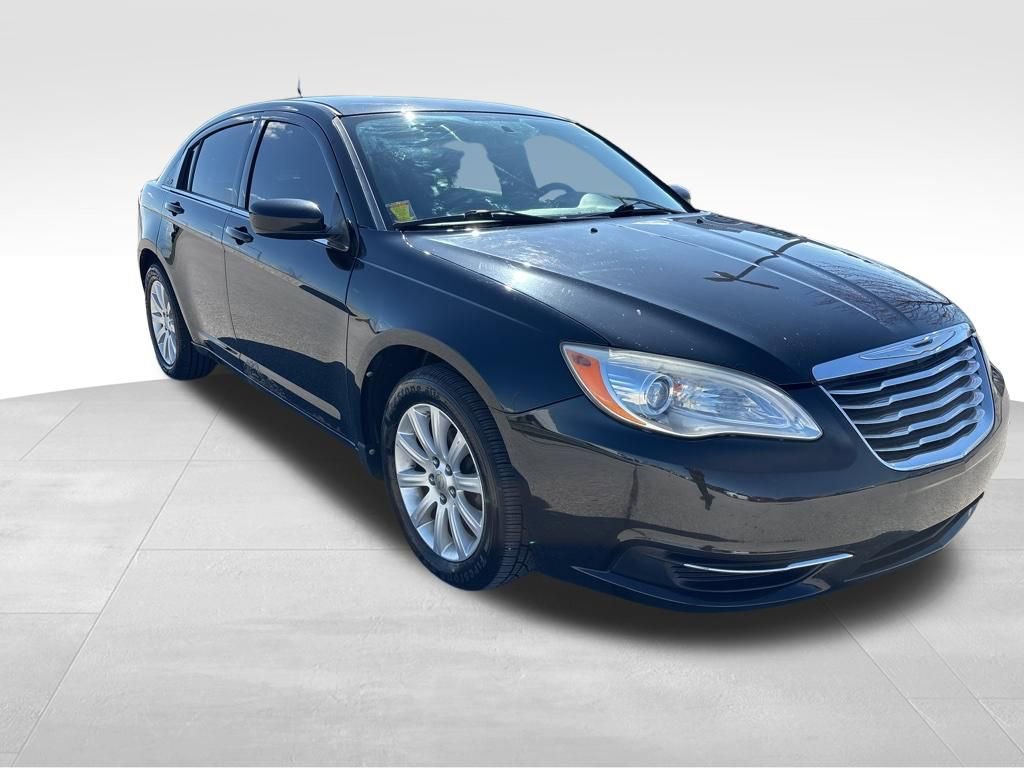 Used 2012 Chrysler 200 Touring image 3