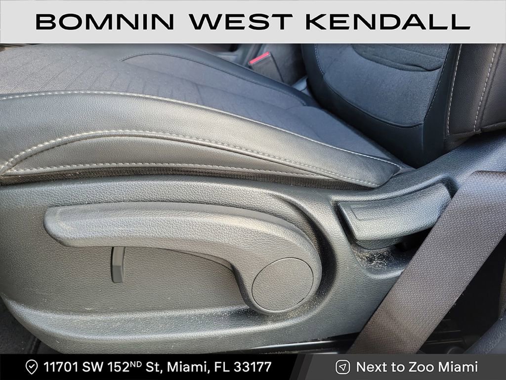 Used 2023 Kia Seltos S image 9