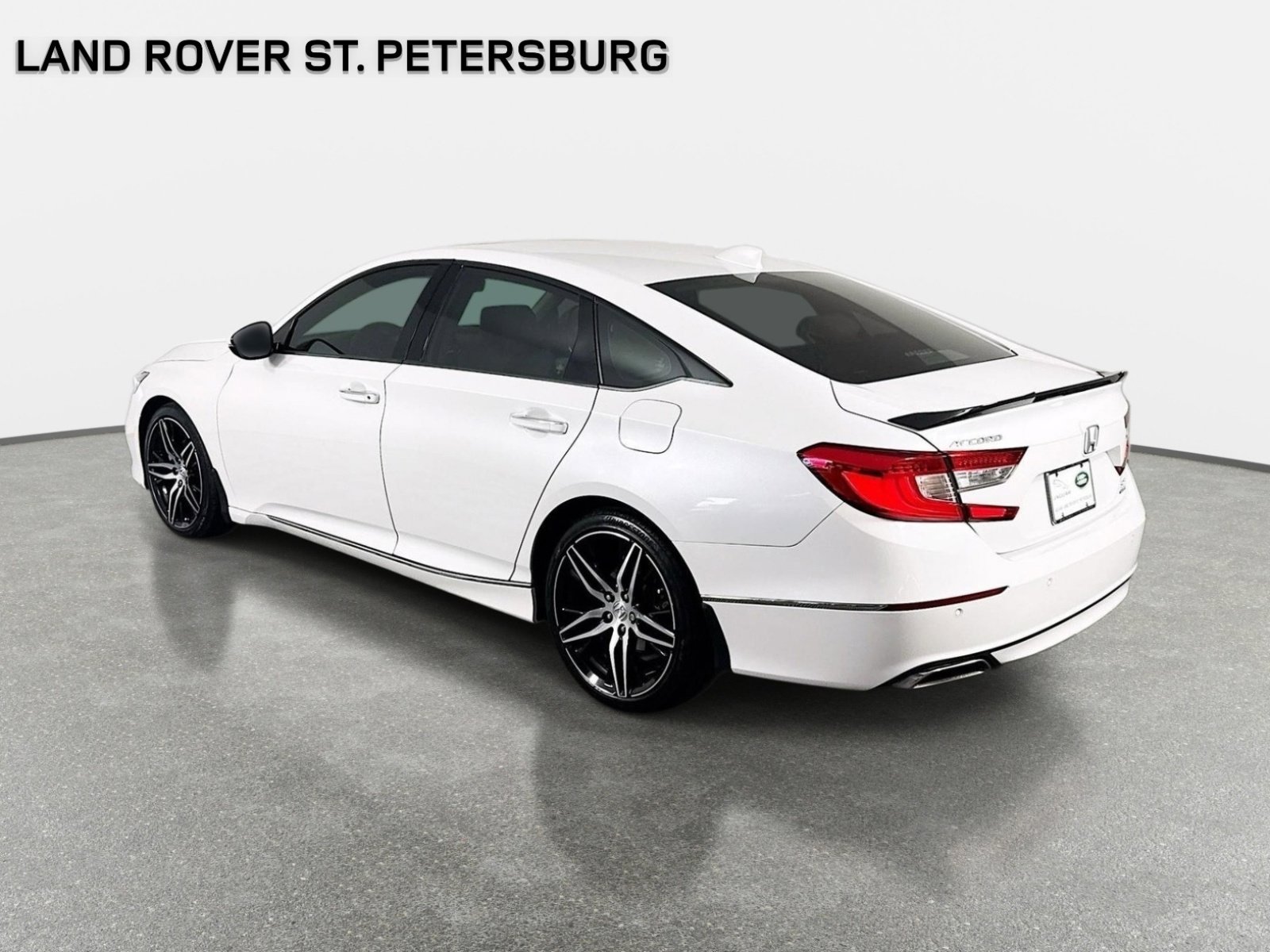 Used 2021 Honda Accord Touring image 8