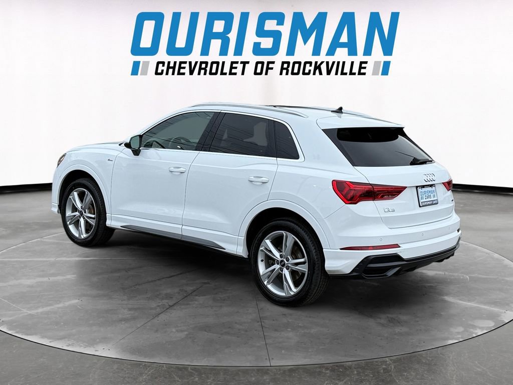 Used 2022 Audi Q3 2.0T Premium w/ Convenience Package AWD/4WD image 4