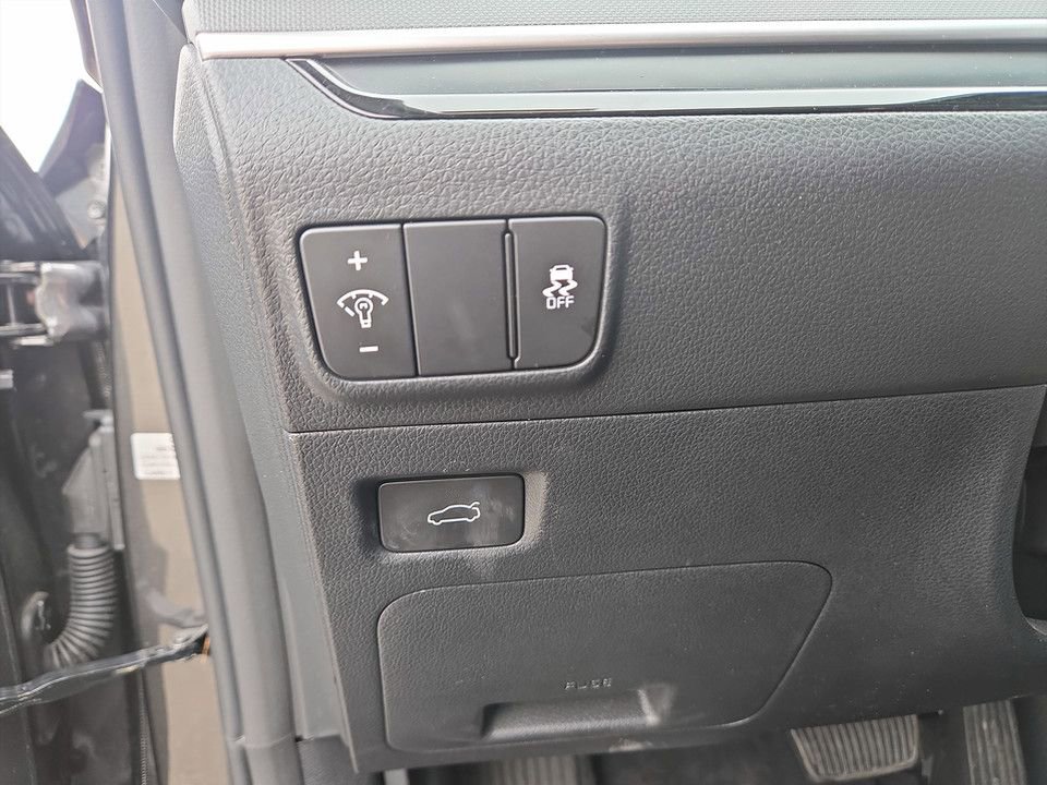 Used 2025 Kia K5 LXS image 21