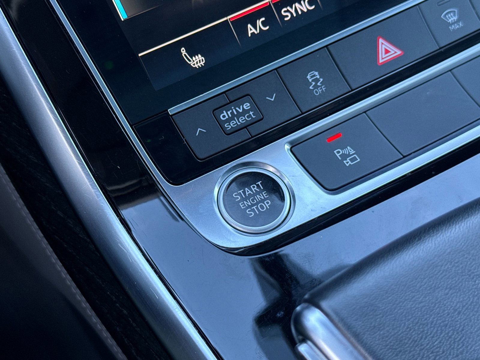 Used 2023 Audi Q7 3.0T Premium Plus image 26