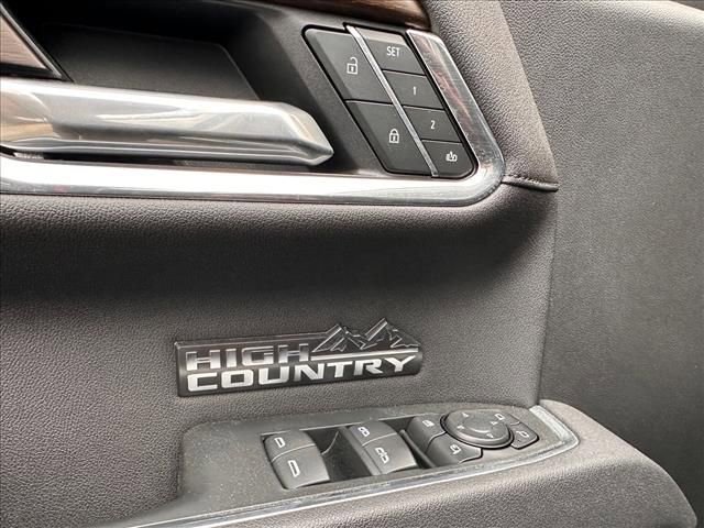 Certified 2025 Chevrolet Silverado 1500 High Country w/ Technology Package image 22