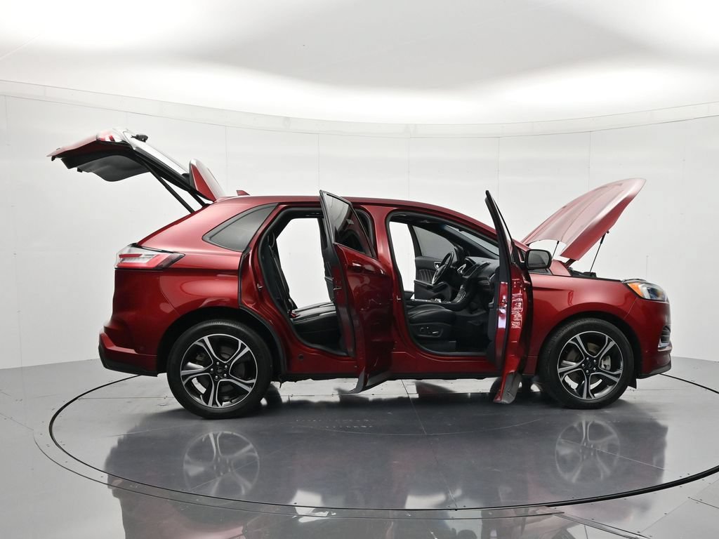 Certified 2019 Ford Edge ST w/ Equipment Group 401A AWD/4WD image 49