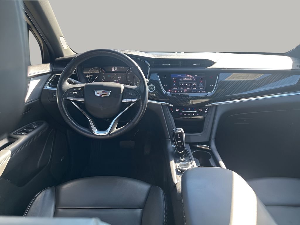 Used 2022 Cadillac XT6 Premium Luxury image 23