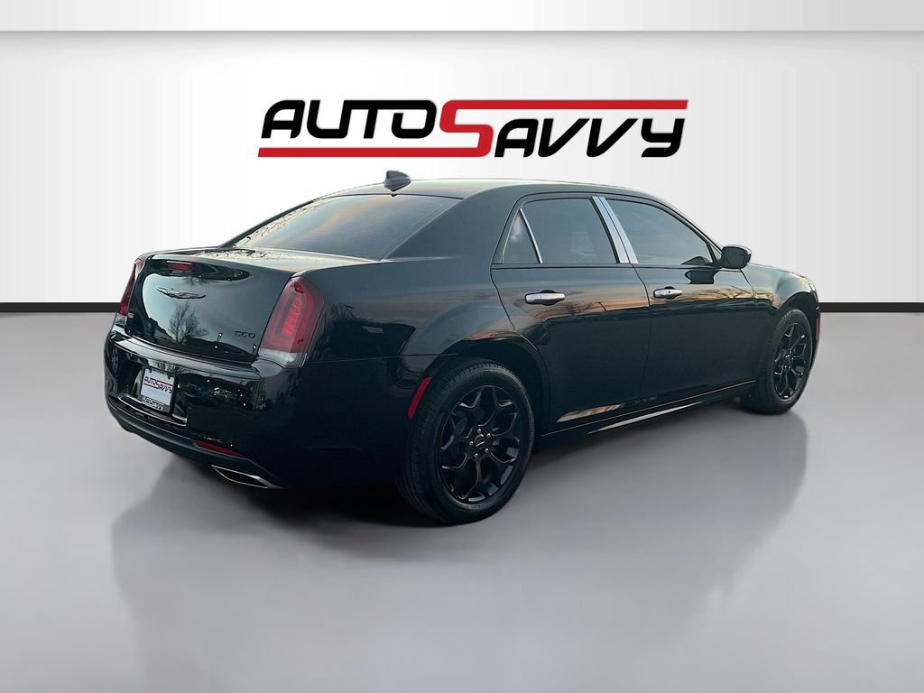 Used 2023 Chrysler 300 Touring L w/ Comfort Group AWD/4WD image 7