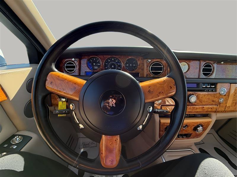 Used 2006 Rolls-Royce Phantom Sedan RWD image 65