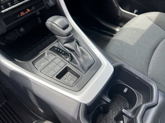Used 2023 Toyota RAV4 XLE AWD/4WD image 26