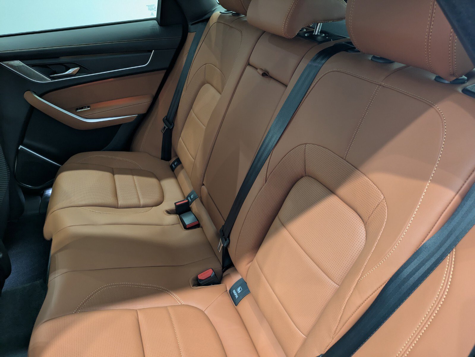 New 2026 Jaguar F-PACE R-Dynamic S image 15