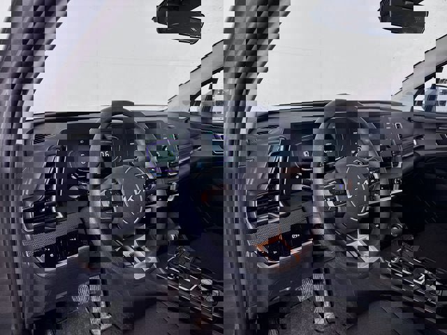 Certified 2025 Kia Sportage LX image 10