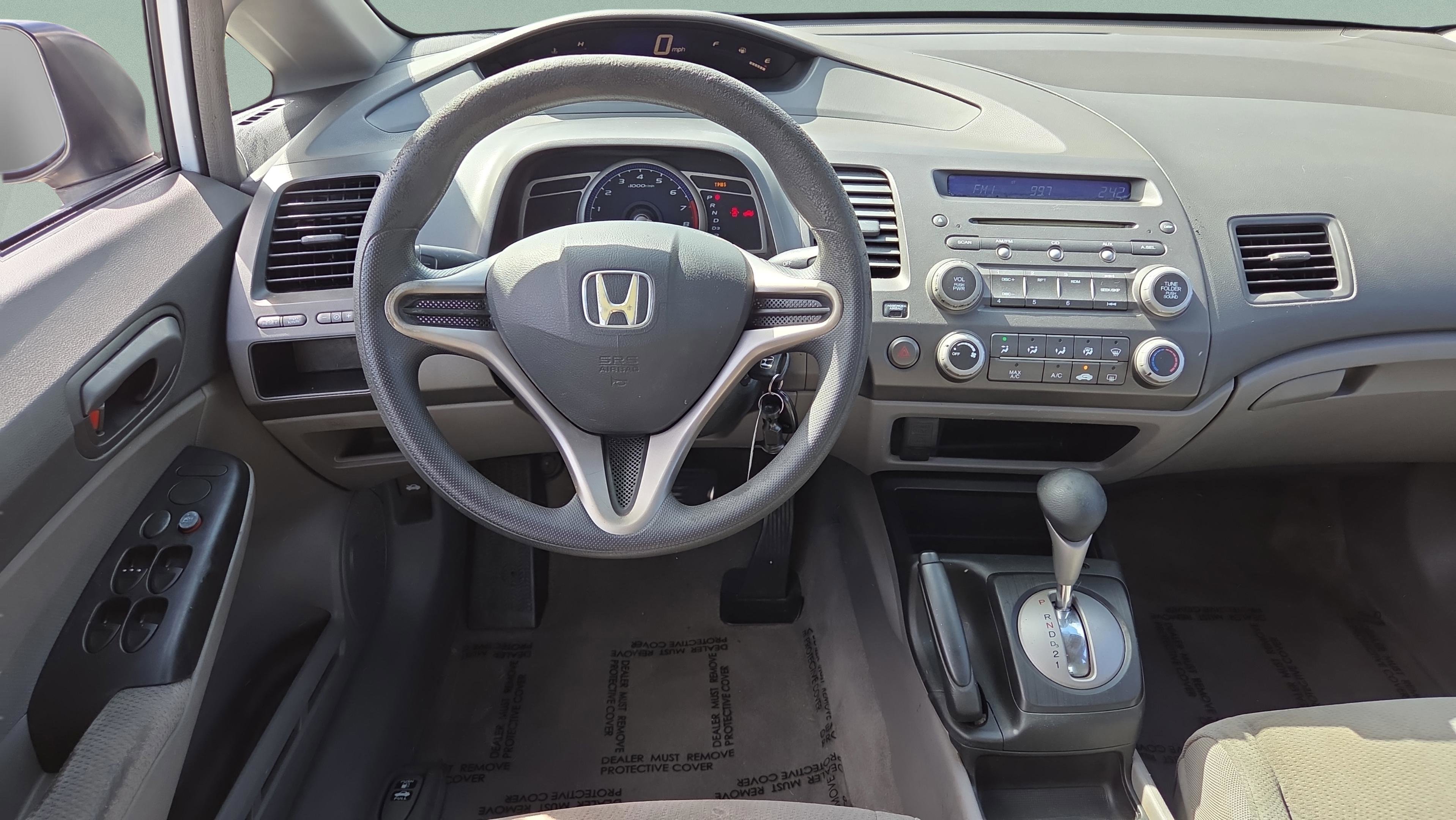 Used 2009 Honda Civic DX-VP image 11