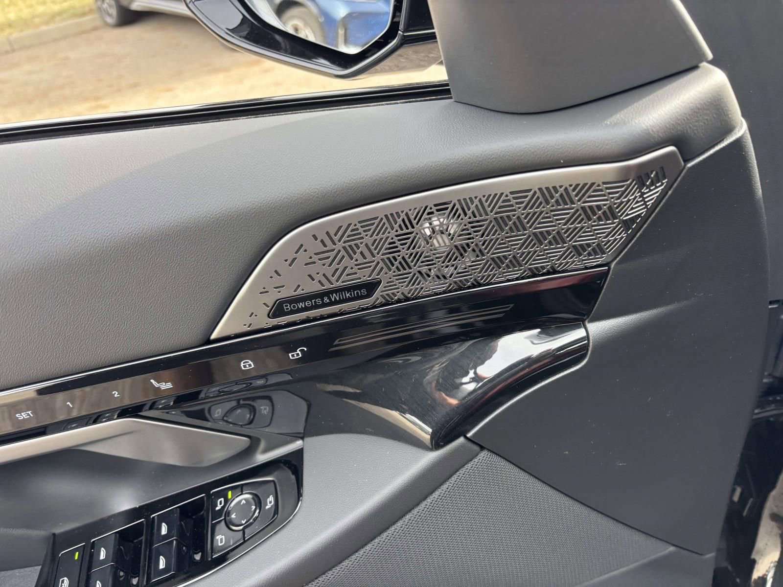 New 2026 BMW 530i xDrive w/ M Sport Package image 12