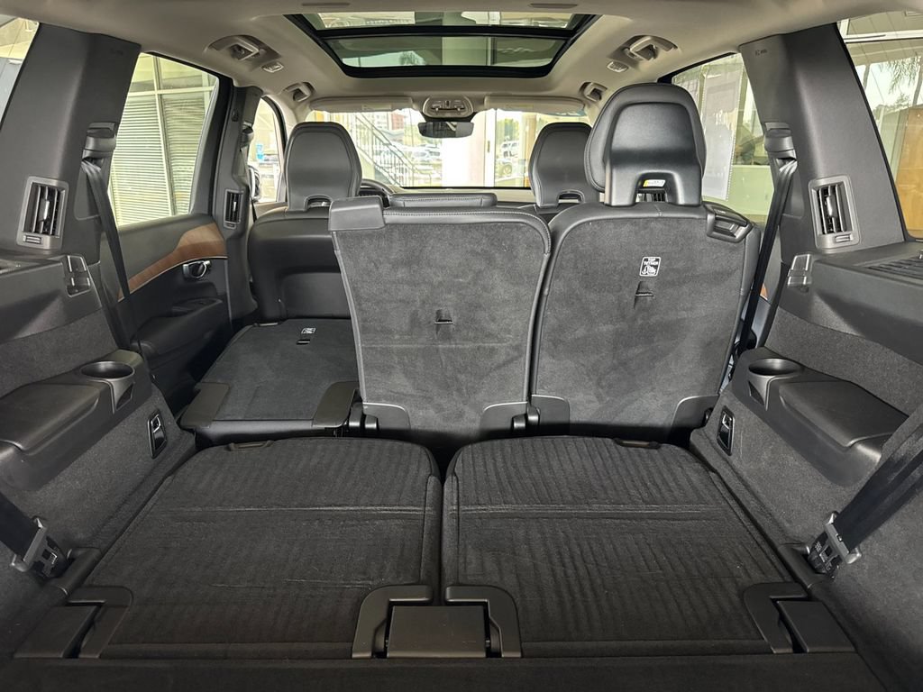 Certified 2023 Volvo XC90 B6 Plus w/ Protection Package Premier AWD/4WD image 15