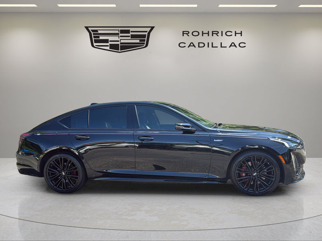 Certified 2022 Cadillac CT5 V w/ Premium Package AWD/4WD image 4