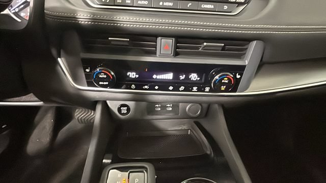 Used 2024 Nissan Rogue SV w/ SV Premium Package AWD/4WD image 22