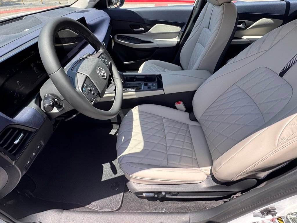 New 2026 Nissan Sentra SL w/ Floor Mat Package FWD image 11