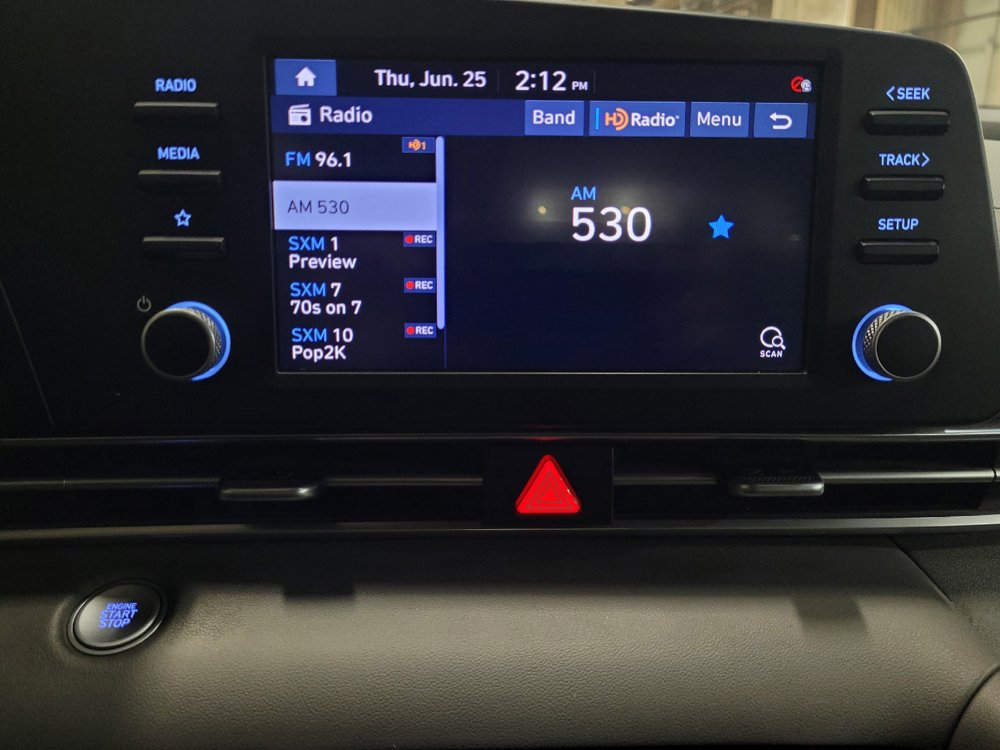 Used 2022 Hyundai Elantra SEL FWD image 25