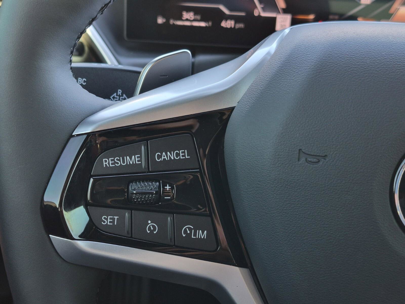 Certified 2025 BMW 230i 230i w/ Convenience Package image 15