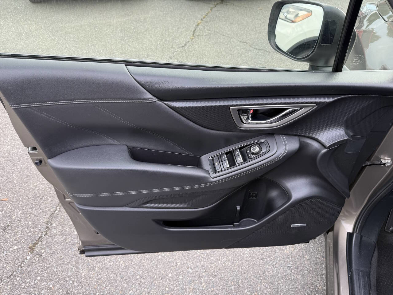 Used 2019 Subaru Forester Limited image 22