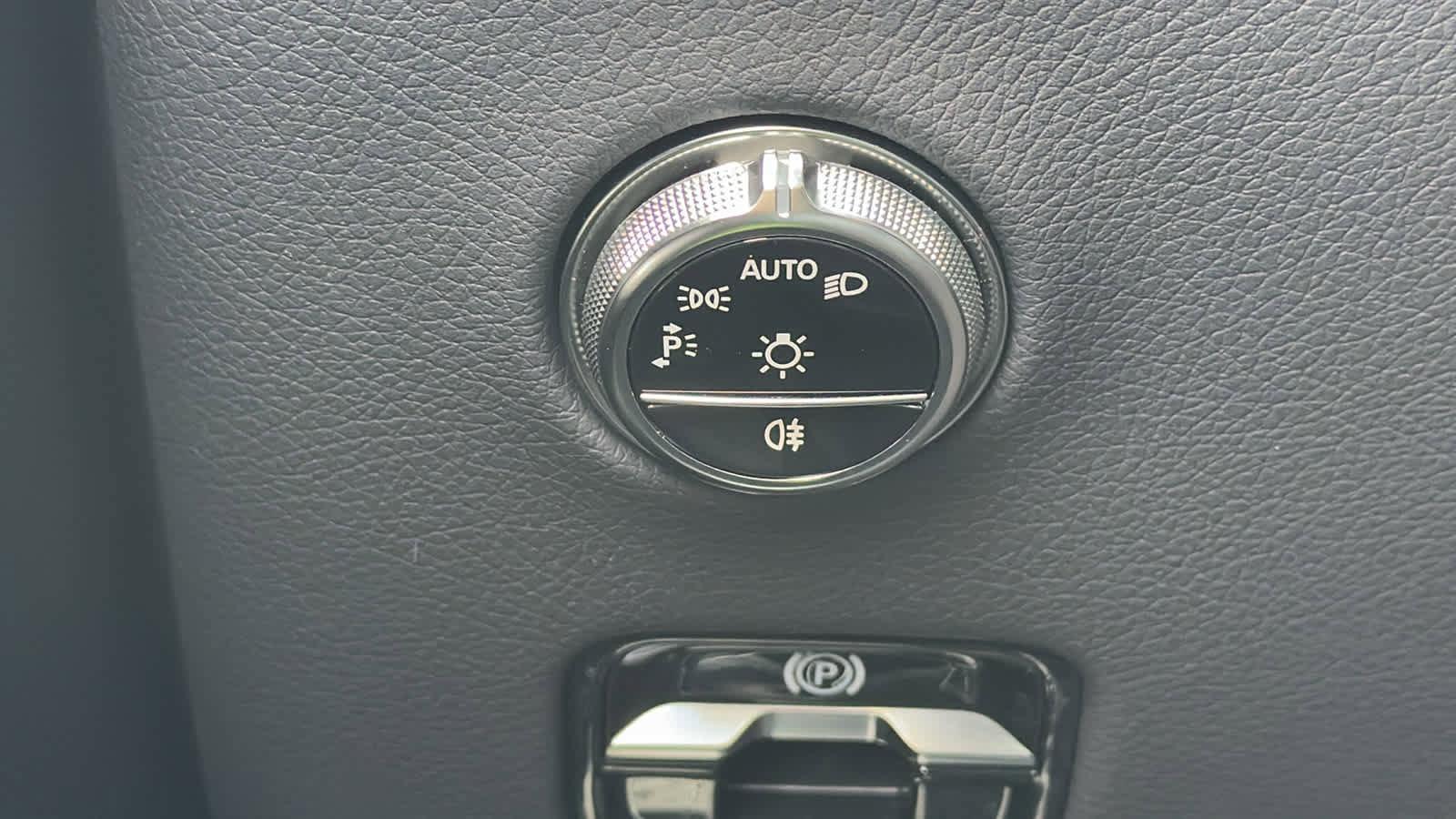 New 2026 Mercedes-Benz GLC 300 4MATIC image 18