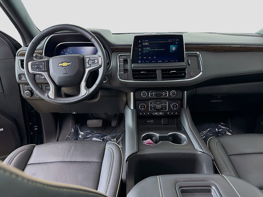 Used 2024 Chevrolet Tahoe Premier w/ Premium Package AWD/4WD image 31