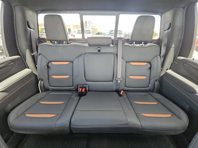 New 2026 GMC Sierra 2500 AT4 w/ AT4 Premium Plus Package AWD/4WD image 25