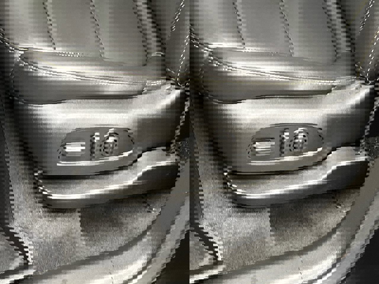 Certified 2023 Chevrolet Traverse LT w/ LT Premium Package image 12