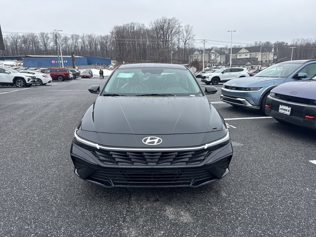 New 2026 Hyundai Elantra Hybrid FWD image 3